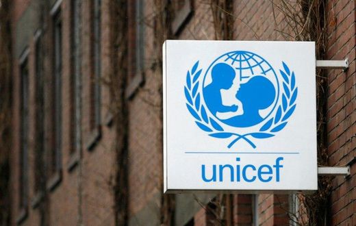 The logo of the United Nations Childrens Fund, UNICEF, is pictured at their German headquarters in Cologne February 20, 2008.   REUTERS/Ina Fassbender