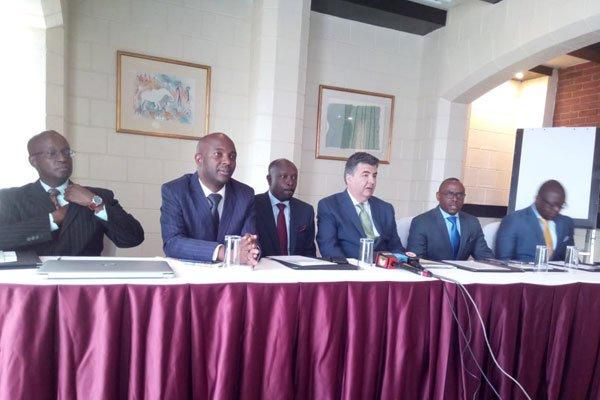 Senator Irungu Kang'ata with 5 other lawyers who will sue Boeing and Ethiopian Airlines (Twitter)