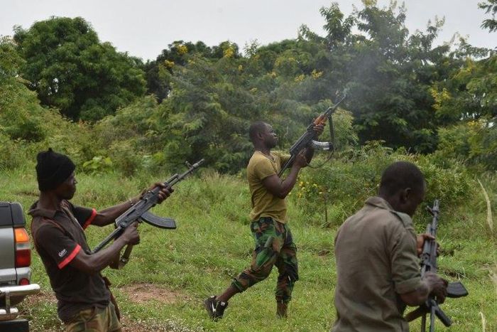 Mutinous Ivorian soldiers fire in the air as they protest in Bouake, on May 15, 2017