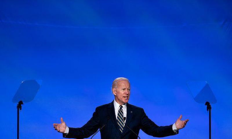 Biden joins the really big crowd