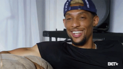 lips gif (Giphy)