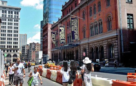 Public Theater sues Ian Schrager's public hotel, alleging trademark violation