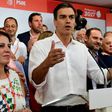 Candidate for the Secretary-General of the Spanish Socialist Workers' Party (PSOE), Pedro Sanchez (C), speaks at the party headquarters in Madrid on May 21, 2017 after winning the race for the party's leadership