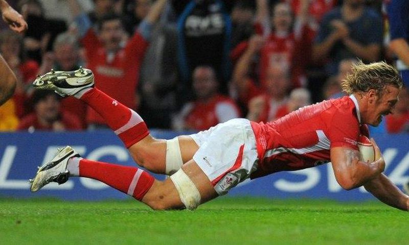 Wales' Andy Powell scores a try during the World Cup Rugby Union warm up match between Wales and Argentina on August 20, 2011