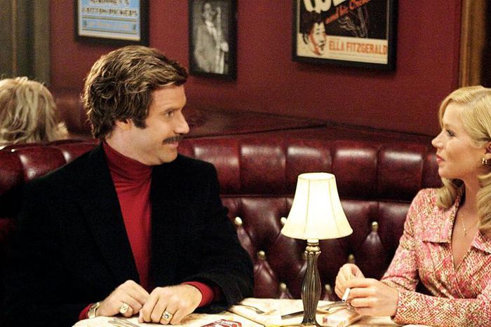 How to Pick a First Date Bar