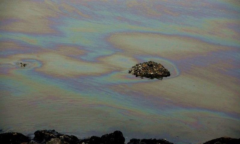 A ferry crash in the port of Las Palmas, Canary Islands, has created a three-kilometre long diesel slick