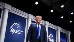 Trump asks Jews for support on tighter borders