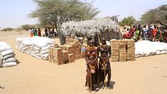 Photos of Akothee in Turkana helping drought victims
