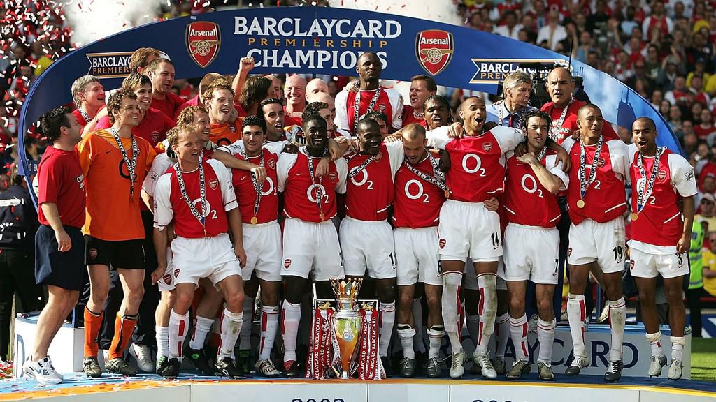Arsenal FC crowned invincibles and handed the golden trophy