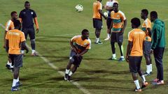 Ivory Coast's players take part in a training session on January 22, 2017 in Bitam during the 2017 Africa Cup of Nations tournament in Gabon
