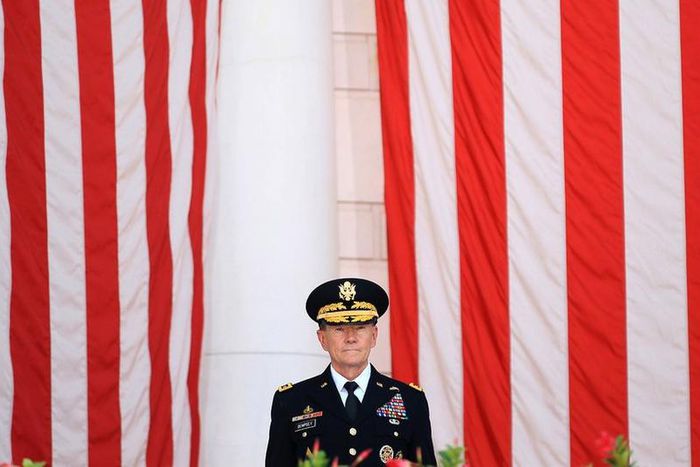 The General and his tweets