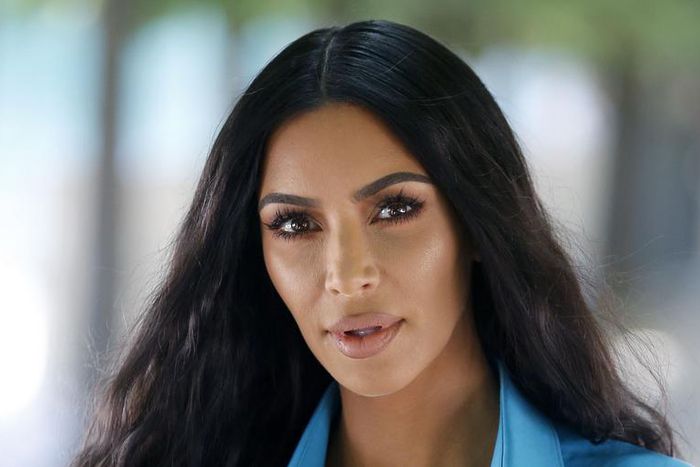 Kim Kardashian Posts New Psoriasis