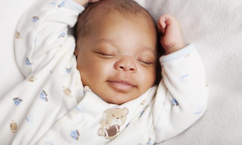 Sleeping baby(torontowellnesscentre)