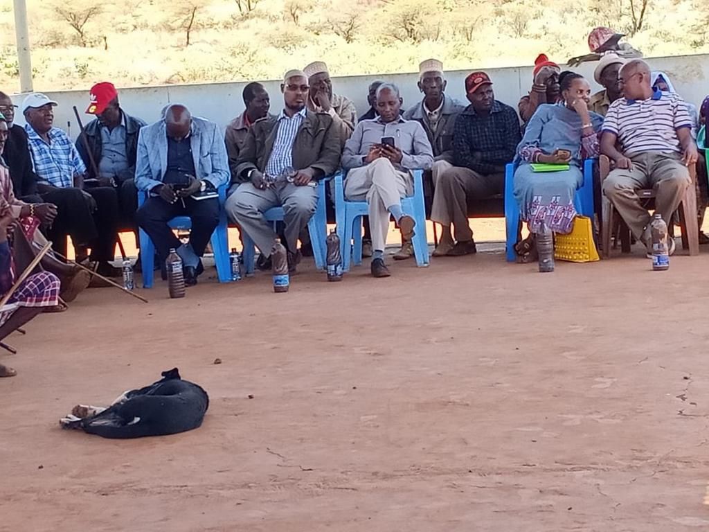 Residents serve elected leaders with muddy water in form of protest against water shortage problems