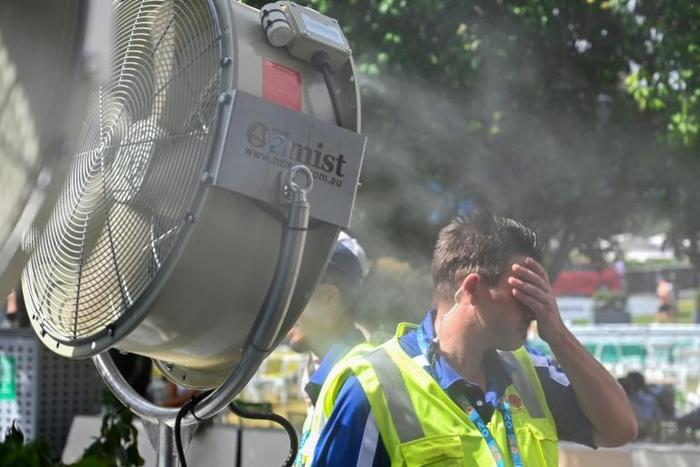 The mean temperature across Australia for the month of January has exceeded 30 degrees Celsius for the first time in record history
