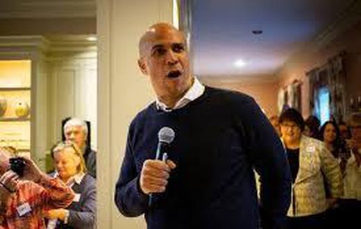 Booker focuses on income inequality in shift to specifics