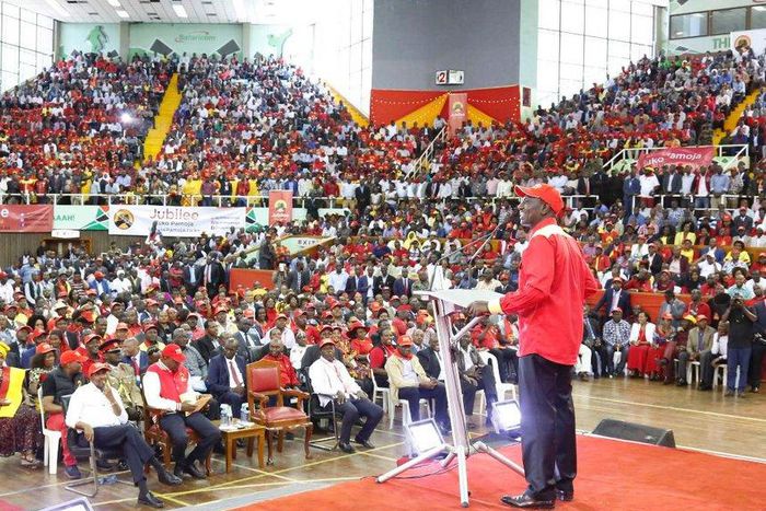 Deputy President William Ruto addresses Jubilee Party delegates at Kasarani, January 13, 2017.
