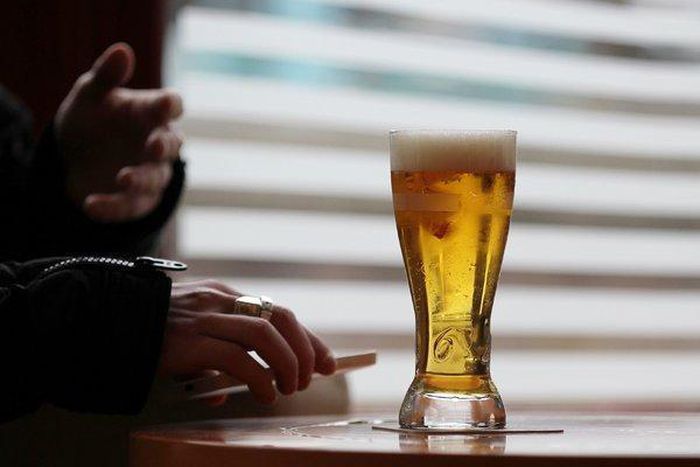 Does counseling help adolescents who drink alcohol? No one knows