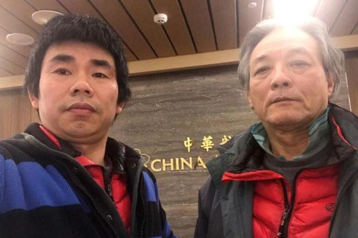 Liu Xinglian (R) and Yan Kefen, Chinese dissidents trapped in limbo at Taiwan's Taoyuan airport, have applied for asylum in Canada