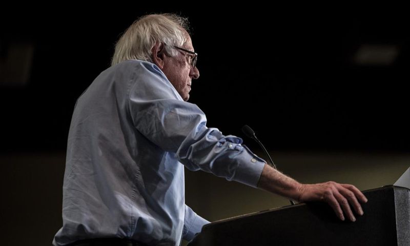 Sanders, Now a Millionaire, Pledges to Release Tax Returns by Monday