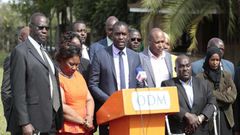ODM Secretary General Edwin Sifuna (centre) flanked by NEC members addressing the press at a Nairobi hotel