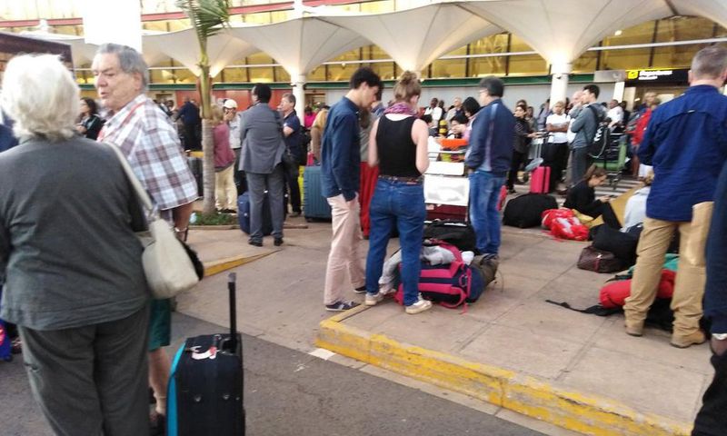 Passengers stranded at the JKIA on March 6, 2019. Reported go-slow of KAA workers (Twitter)