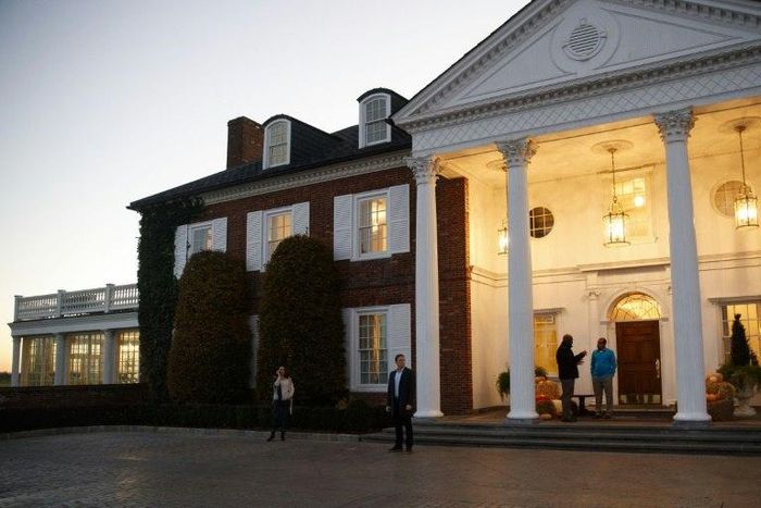 US President Donald US President Donald Trump says spending the weekend at his golf club in New Jersey spares New Yorkers the disruption of a presidential visit