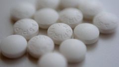 Daily low-dose aspirin no longer recommended by doctors, if you're healthy