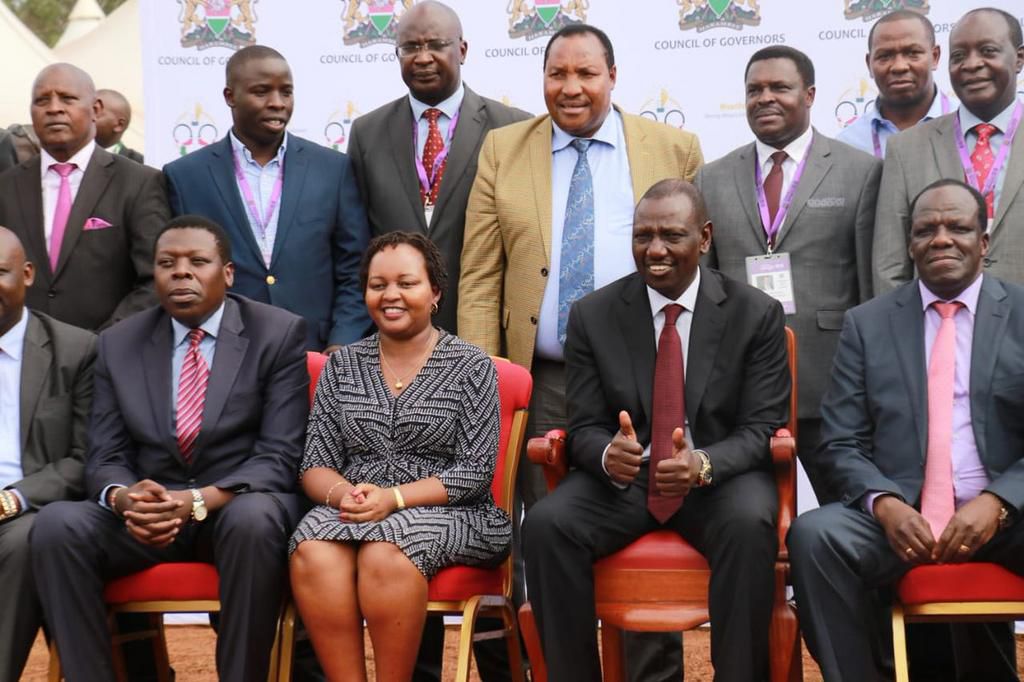 DP William Ruto with governors during the closing of the 6th  Devolution Conference (Twitter)
