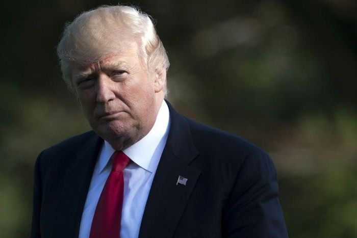 The White House has rejected suggestions that it was inappropriate for Trump to ask Comey if he was under investigation