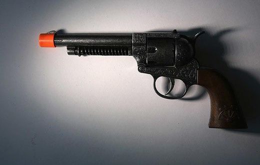 ___4840475___https:______static.pulse.com.gh___webservice___escenic___binary___4840475___2016___3___23___16___wyoming-robber-toy-gun-pharmacist