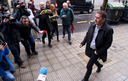 Basque separatist leader Arnaldo Otegi arrives for a conference on the total disarmament of the armed Basque separatist group ETA, in the Spanish city of Bilbao