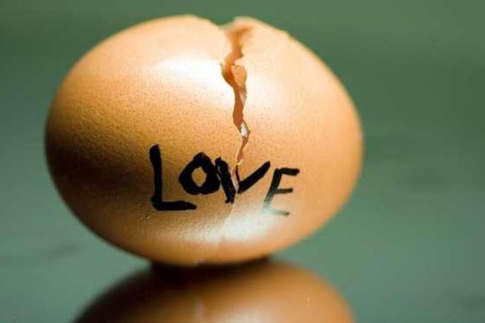 ___5716506___https:______static.pulse.com.gh___webservice___escenic___binary___5716506___2016___11___6___15___broken