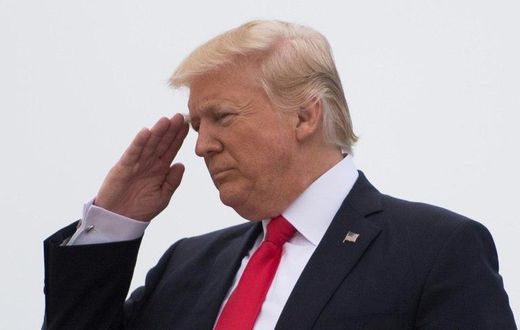 US President Donald Trump plans to dramatically cut taxes for US businesses and individuals, slashing the corporate rate from a top rate of 35 percent to 15 percent