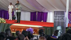 President Uhuru Kenyatta  during the burial ceremony of Bruce Odhiambo