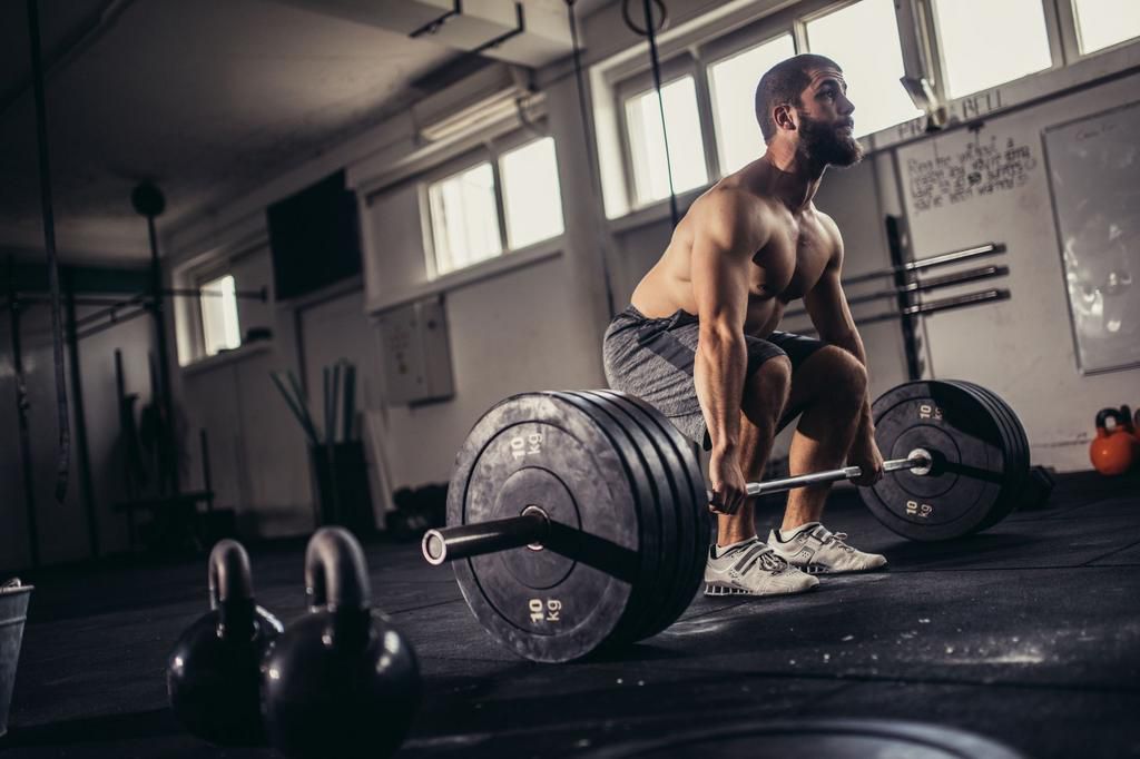 Man preparing for a lift