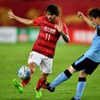 Ricardo Goulart (L) of China's Guangzhou Evergrande vies with Noborizato Kyohei of Japan's Kawasaki Frontale during their AFC Champions League group match in Guangzhou, in China's Guangdong province on March 14, 2017