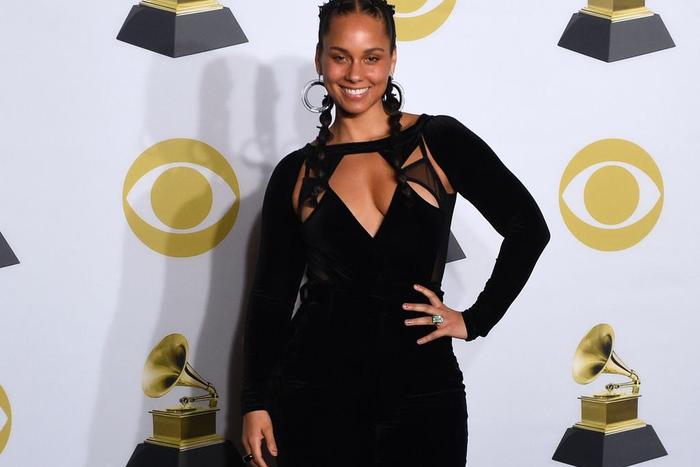 Alicia Keys Announces She Will Host the Grammy Awards