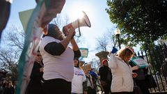 Virginia Capitol Thrown Into Chaos as Pressure on Northam Intensifies