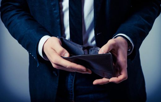 ___6454609___https:______static.pulse.com.gh___webservice___escenic___binary___6454609___2017___3___31___7___empty+wallet
