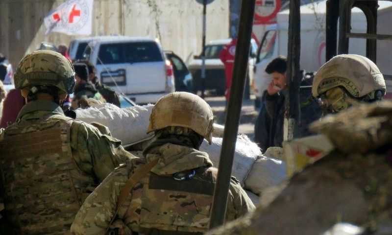 Russian soldiers in the Syrian city of Aleppo