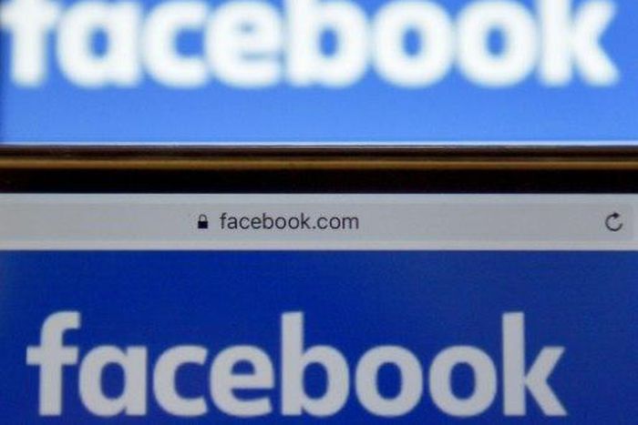 Social network platform Facebook now allows US and Canada companies to post and take job applications