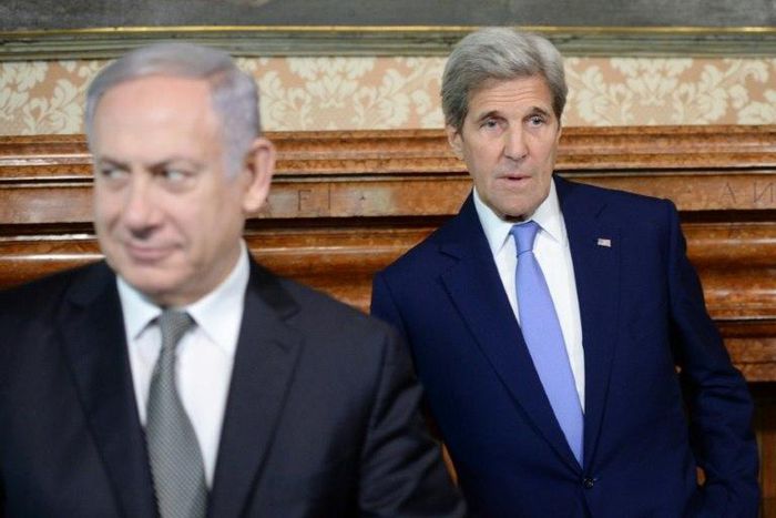 Israeli Prime Minister Benjamin Netanyahu (left) and John Kerry secretly met Arab leaders in 2016 to discuss a comprehensive peace plan, according to a report in the Haaretz
