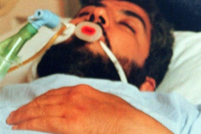 Hamas leader Khaled Meshaal fell into a coma in 1997 after Israeli secret agents tried to assassinate him using a hi-tech poison