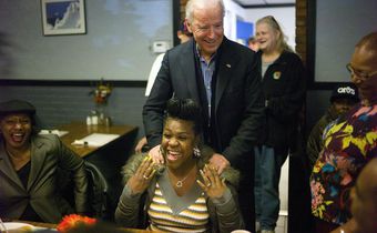 Biden's Tactile Style Finds Cold Shoulders in the Era of #MeToo