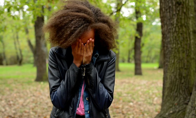 Girl crying(VideoBlocks)