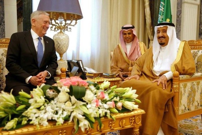 Saudi King Salman (R) sits next to an interpreter during a meeting with US Defence Secretary James Mattis in Riyadh on April 19, 2017