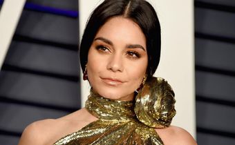 Vanessa Hudgens Posts No Makeup Instagram Selfie