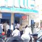 President Uhuru Kenyatta leaving the Bakra hotel in Mombasa after lunch with DP William Ruto