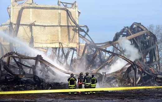 Teenagers charged with setting fire to Shakespeare Theater in Connecticut
